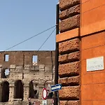 Noi Luxury Colosseum فندق