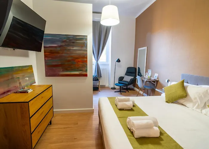 Noi Luxury Colosseum